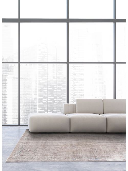 Turkish Color Transition 5'4" x 9'11" Hand-knotted Wool Rug 