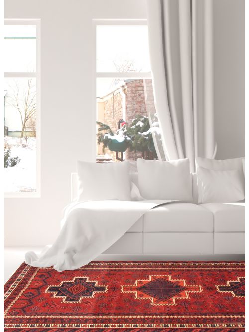 Persian Style 4'10" x 8'10" Hand-knotted Wool Rug 