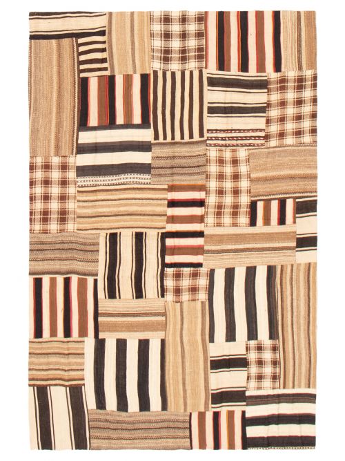 Turkish Vintage Anatolia Patch 5'4" x 7'11" Hand-knotted Wool Rug 