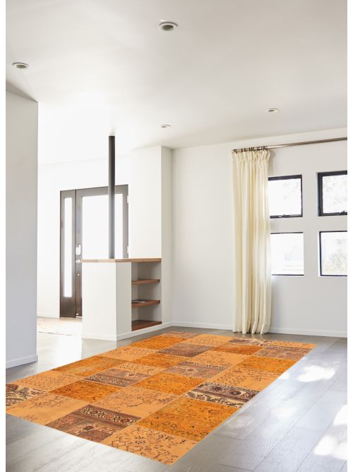 Turkish Vintage Anatolia Patch 6'9" x 9'10" Hand-knotted Wool Rug 