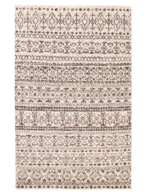 Indian Tangier 5'0" x 7'10" Hand-knotted Wool Rug 