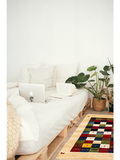 Tapis style persan kaskhuli gabbeh 3'3" x 6'3" en laine