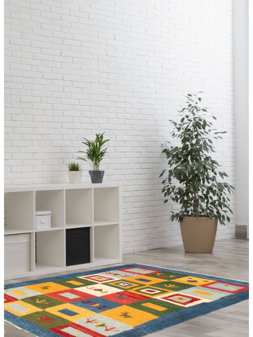 Tapis style persan kaskhuli gabbeh 3'3" x 4'7" en laine