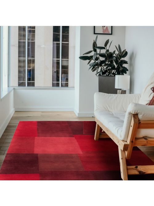 Nepal Aurora 3'9" x 5'9" Hand-knotted Wool Rug 