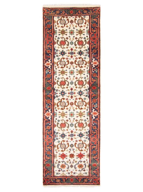Indian Serapi Heritage 2'7" x 7'11" Hand-knotted Wool Rug 