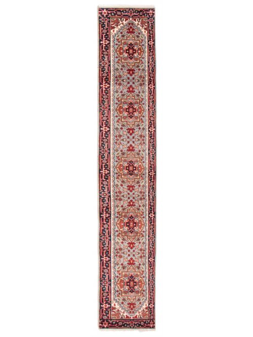 Indian Serapi Heritage 2'6" x 11'9" Hand-knotted Wool Rug 
