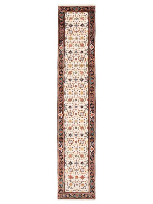 Indian Serapi Heritage 2'6" x 11'10" Hand-knotted Wool Rug 