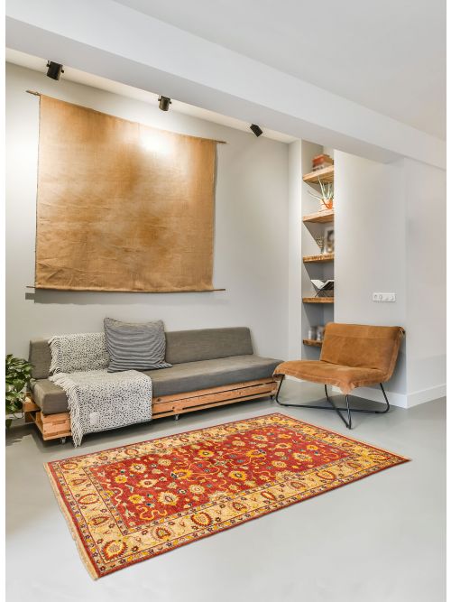 Persian Style 5'7" x 8'10" Hand-knotted Wool Rug 