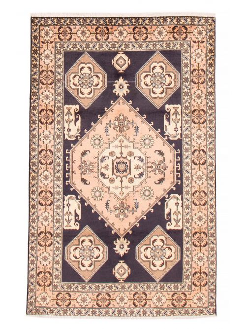Persian Style 4'5" x 6'9" Hand-knotted Wool Rug 
