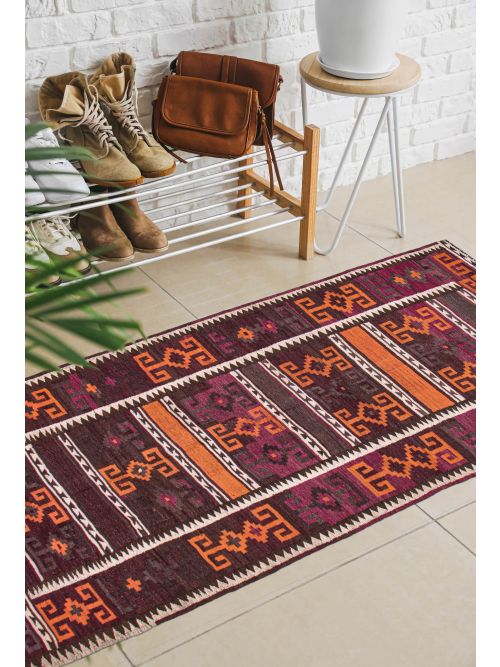 Persian Style 4'9" x 10'2" Flat-Weave Wool Kilim 