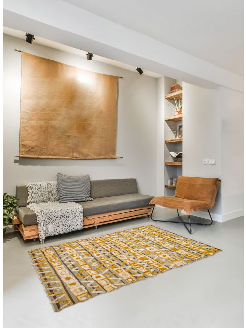 Indian Tangier 5'1" x 7'9" Hand-knotted Wool Rug 