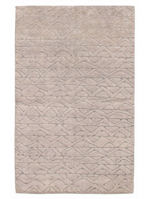 Indian Tangier 5'3" x 7'11" Hand-knotted Wool Rug 