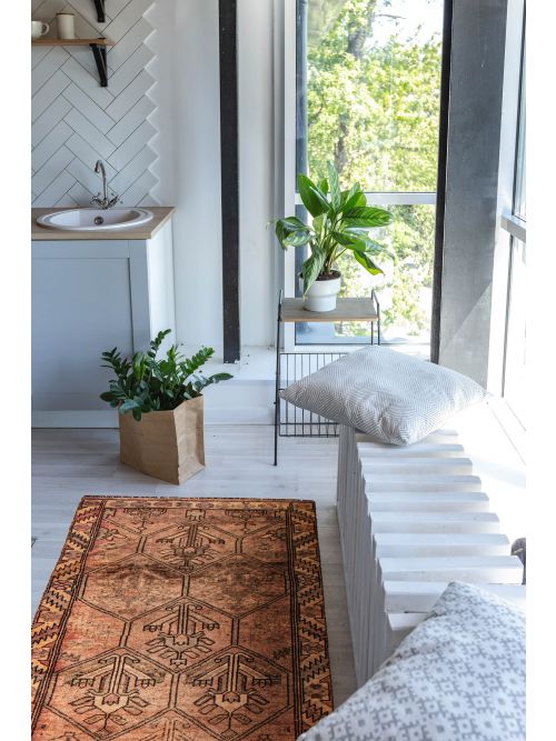Persian Style 4'0" x 13'6" Hand-knotted Wool Rug 