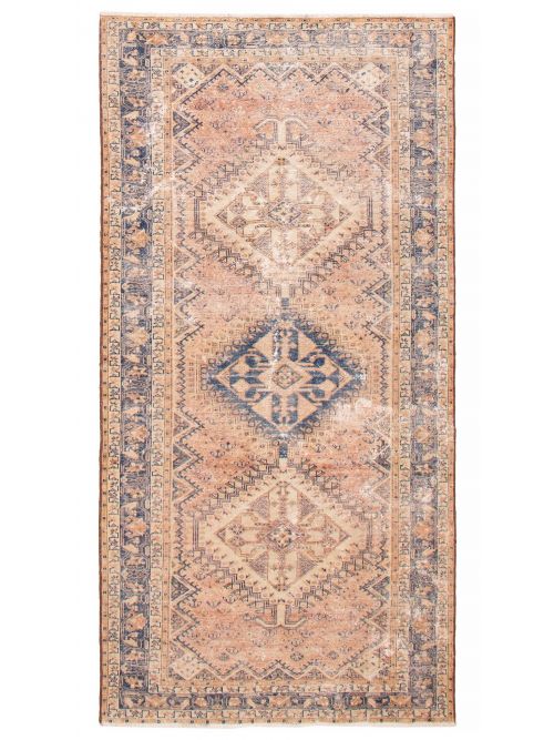 Persian Style 4'11" x 9'11" Hand-knotted Wool Rug 