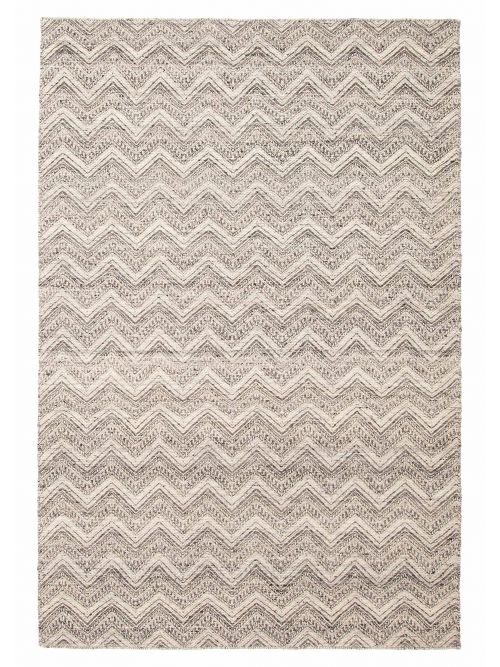 Indian Timeless 5'3" x 7'11" Hand Tufted Wool Rug 