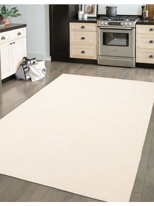 Indian Timeless 5'0" x 8'0" Hand Tufted Wool Rug 