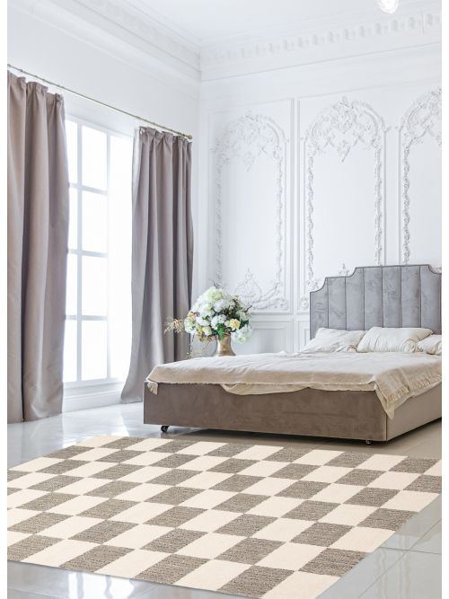 Indian Timeless 5'0" x 7'11" Hand Tufted Wool Rug 