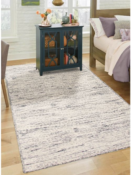 Indian Timeless 5'1" x 7'11" Hand Tufted Wool Rug 