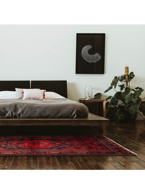 Persian Style 4'2" x 7'6" Hand-knotted Wool Rug 