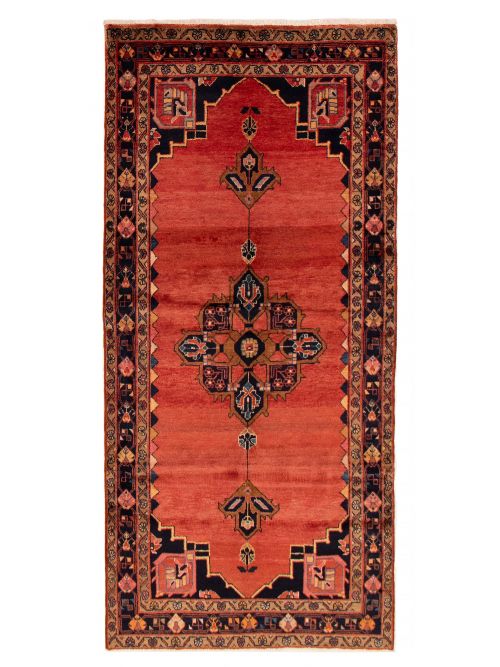 Persian Style 4'5" x 9'5" Hand-knotted Wool Rug 