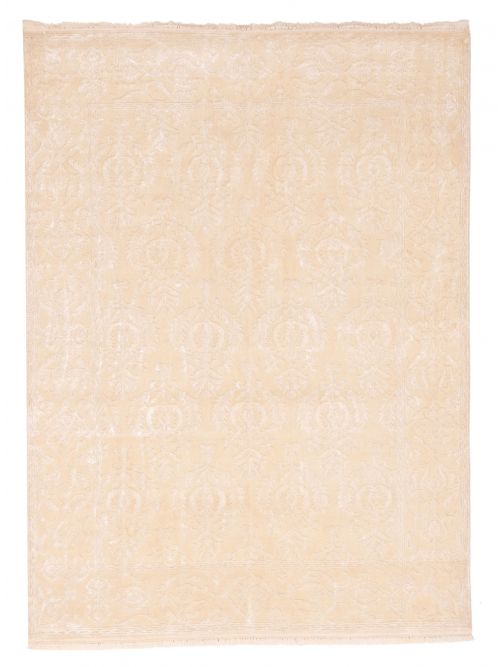 Indian Mirzapur 5'7" x 7'9" Hand-knotted Silk & Wool Rug 