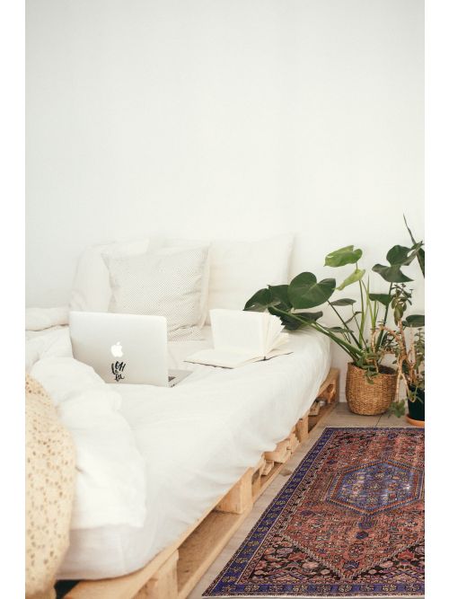 Persian Style 3'11" x 6'3" Hand-knotted Wool Rug 