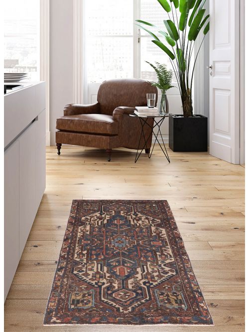 Persian Style 3'11" x 6'2" Hand-knotted Wool Rug 