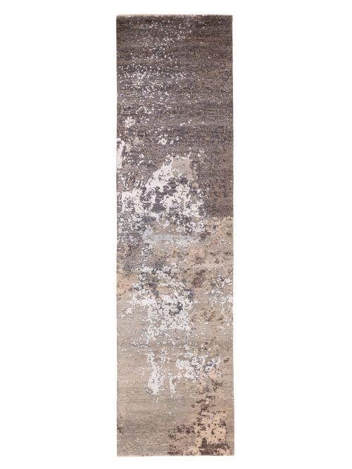 Indian Legacy 2'6" x 9'11" Hand-knotted Silk & Wool Runner Rug 