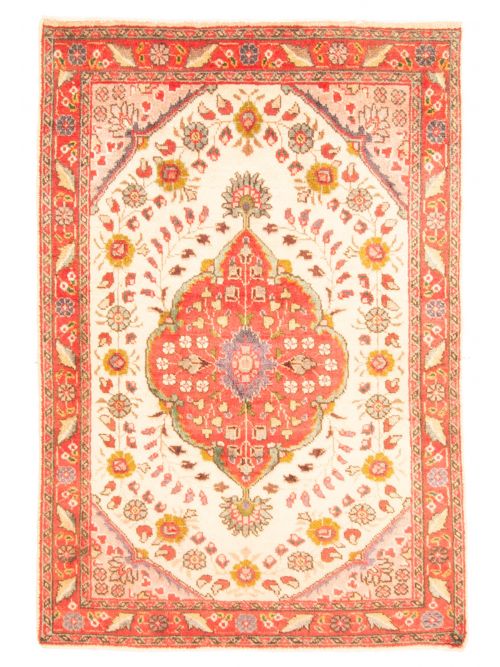 Persian Style 2'11" x 4'7" Hand-knotted Wool Rug 