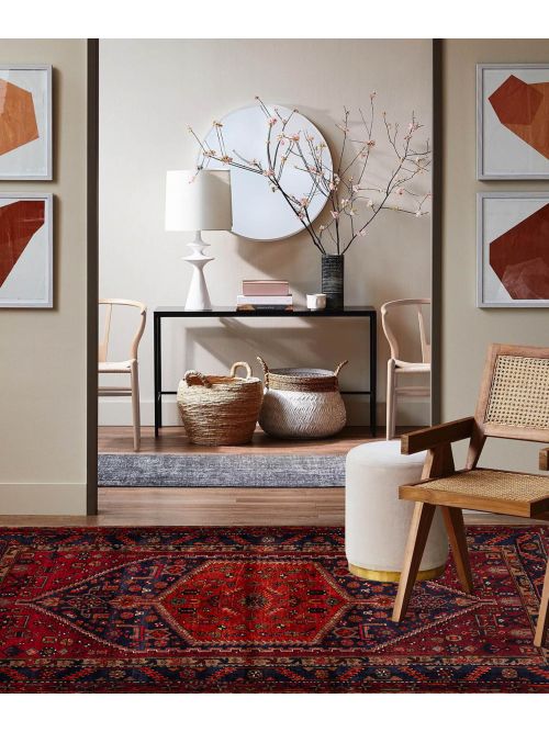 Persian Style 4'11" x 8'2" Hand-knotted Wool Rug 