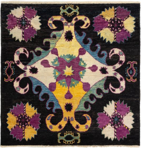 Indian Shalimar 6'3" x 6'4" Hand-knotted Wool Rug 