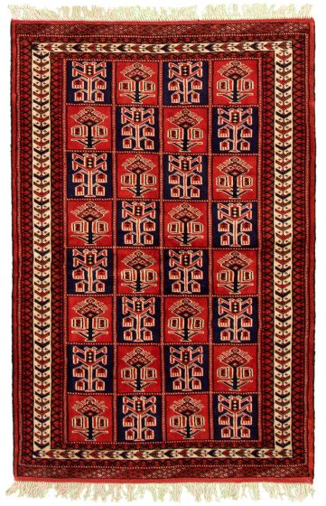 Tapis turkman 4'2" x 6'4" en laine