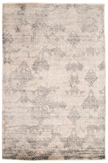 Indian Galleria 4'11" x 7'8" Hand Loomed Viscose Rug 
