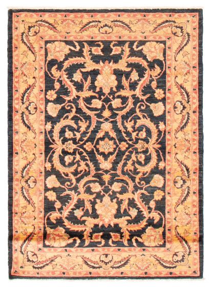 Afghan Chobi Finest 4'0" x 5'8" Hand-knotted Wool Rug 