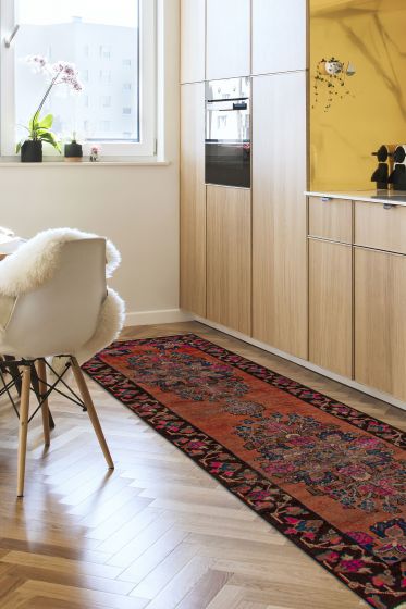 Persian Style 3'0" x 9'1" Hand-knotted Wool Rug 