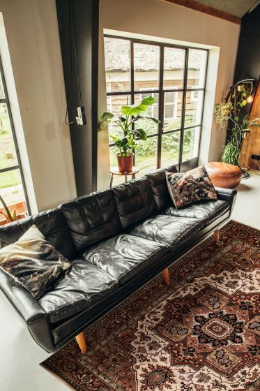 Indian Jules Sultane 9'9" x 13'11" Hand-knotted Wool Rug 