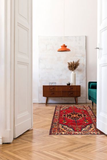 Persian Style 3'10" x 7'6" Hand-knotted Wool Rug 