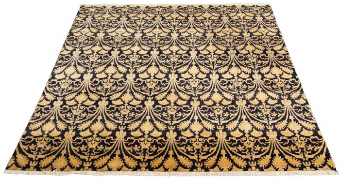 Indian Shalimar 7'8" x 7'9" Hand-knotted Wool Rug 