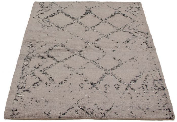 Indian Arlequin 5'3" x 8'2" Hand-knotted Wool Rug 