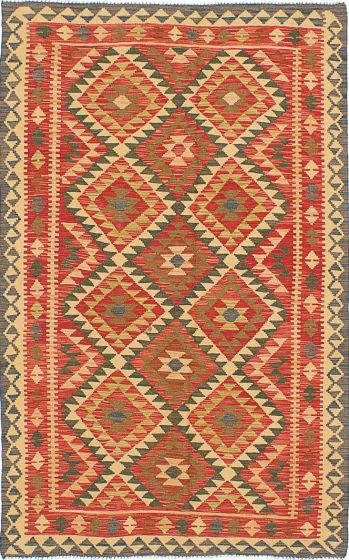 Turkish Sivas 4'9" x 7'11" Flat-Weave Wool Kilim 