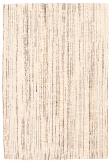 Indian Ananda 5'3" x 7'7" Hand Loomed Wool Rug 