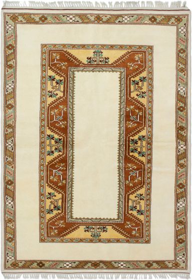 Turkish Ushak 5'8" x 7'10" Hand-knotted Wool Rug 