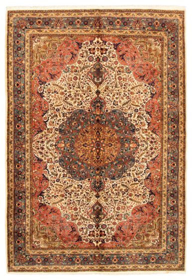 Turkish Hereke 6'8" x 10'0" Hand-knotted Wool Cream Rug