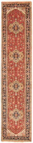 Indian Serapi Heritage 2'7" x 11'10" Hand-knotted Wool Rug 