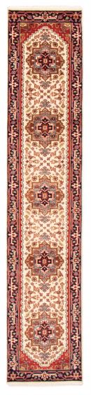 Indian Serapi Heritage 2'7" x 12'2" Hand-knotted Wool Rug 