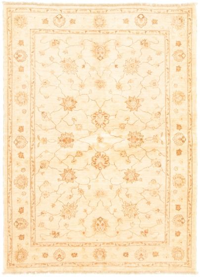 Afghan Chobi Finest 5'9" x 7'9" Hand-knotted Wool Rug 