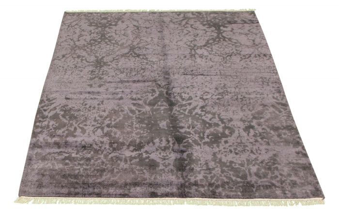 Indian Galleria 5'3" x 7'5" Hand Loomed Viscose Rug 