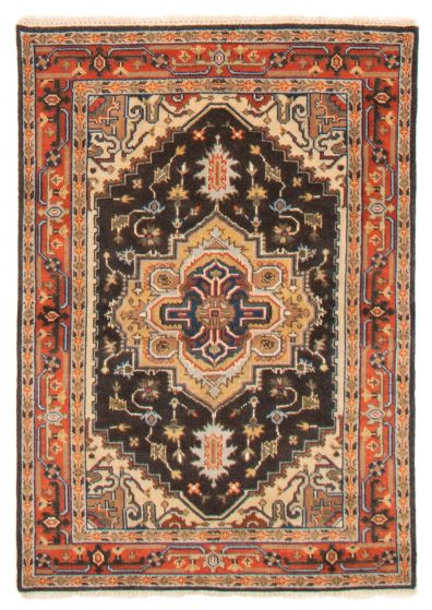 Indian Serapi Heritage 4'1" x 5'11" Hand-knotted Wool Rug 