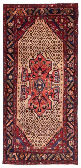 Persian Style 4'0" x 8'9" Hand-knotted Wool Rug 
