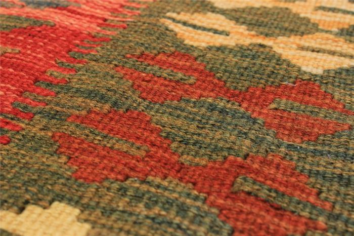 Turkish Sivas 5'0" x 8'5" Flat-Weave Wool Kilim 